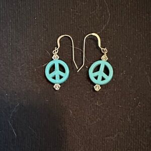 Peace sign earringd